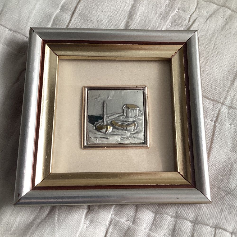 VINTAGE ITALIAN FRAMED MINIATURE GOLD LEAF FOIL CHROMOLITHOGRAPHY OF SMALL BOATS